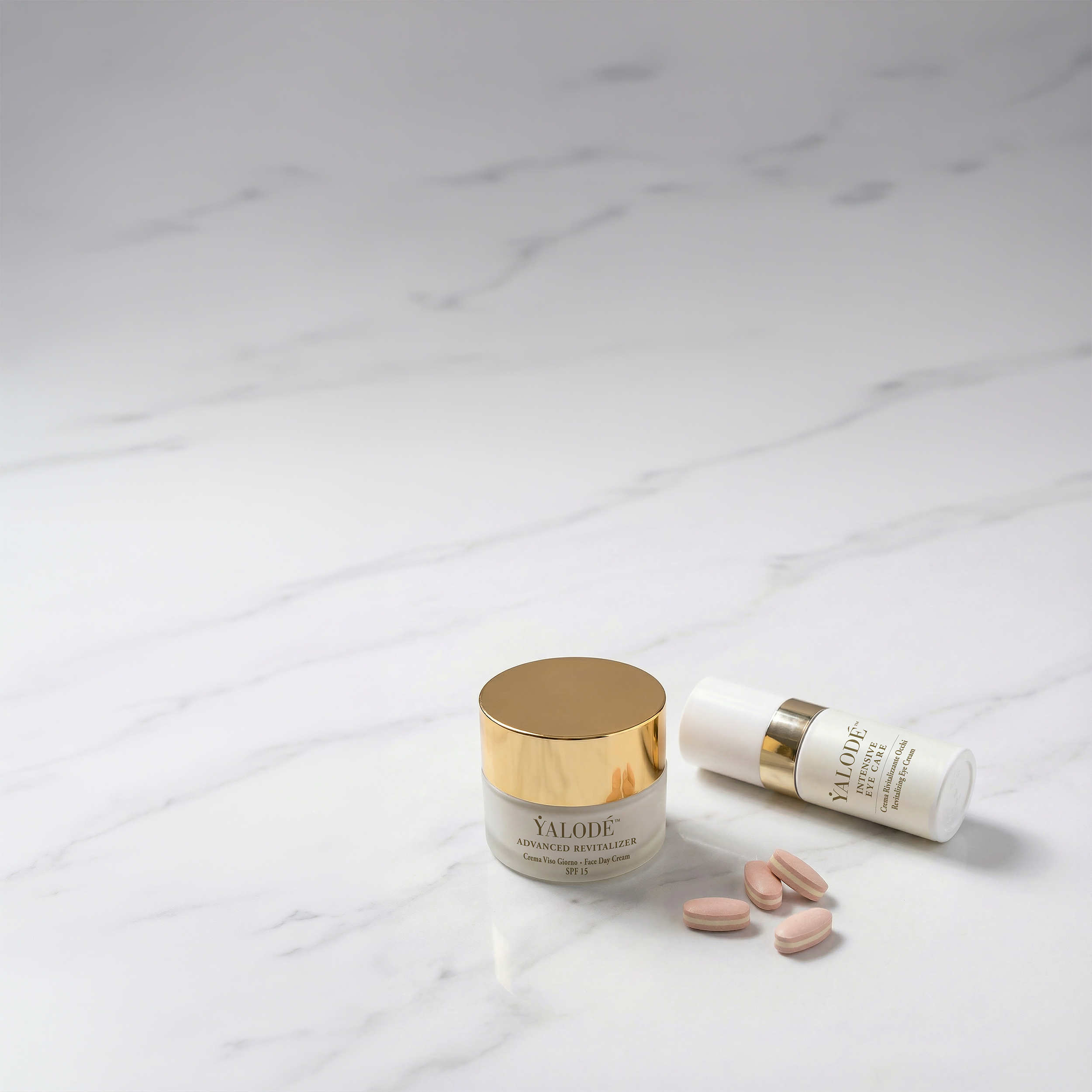 Advanced Revitalizer SPF15 - Image 4